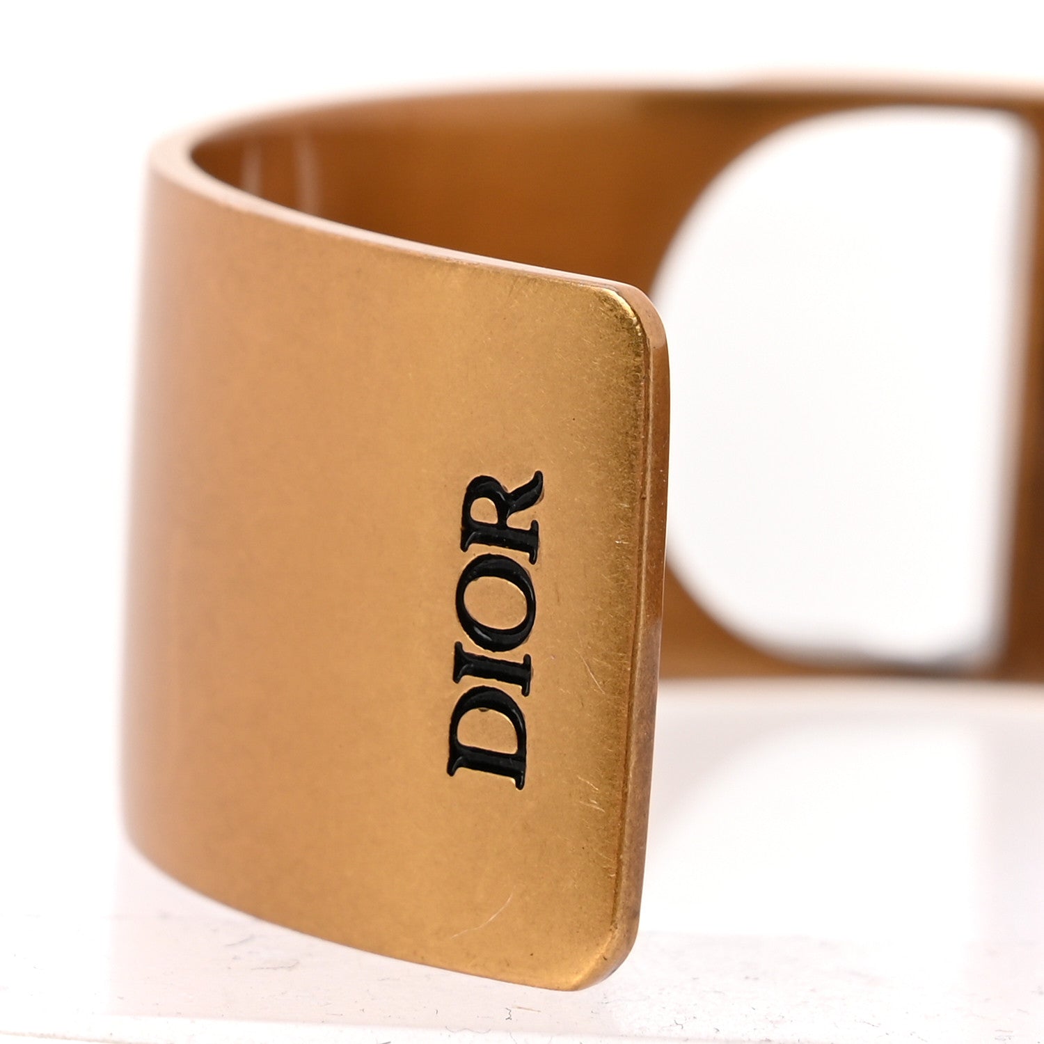 Christian Dior Metal 30 Montaigne Cuff Bracelet Gold 4 of 5