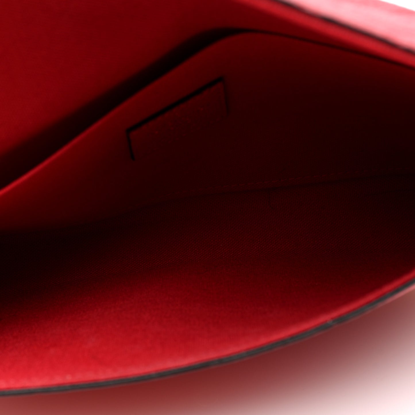 Empreinte Pochette Felicie Chain Wallet Scarlet