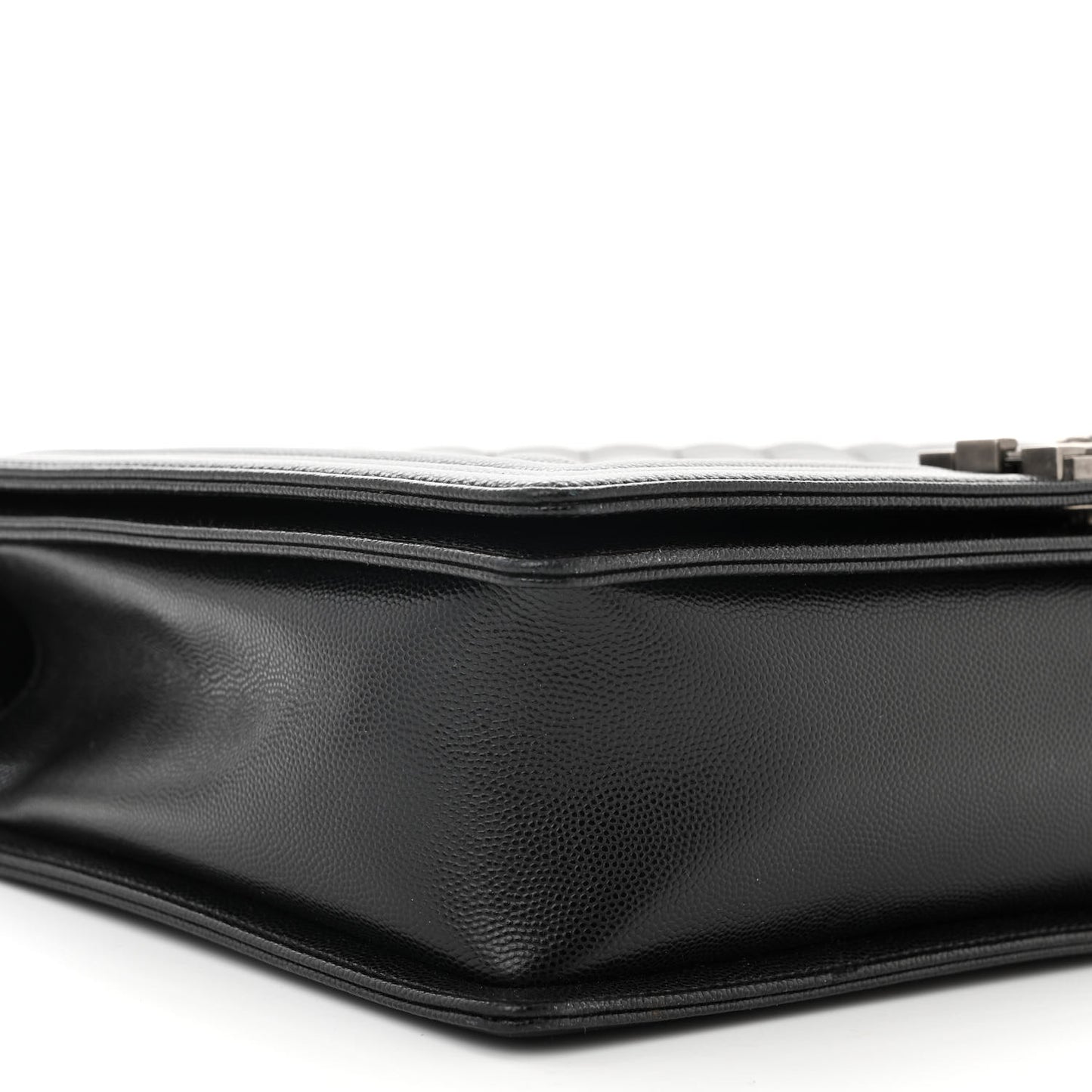 Caviar Quilted Large Boy Flap Black