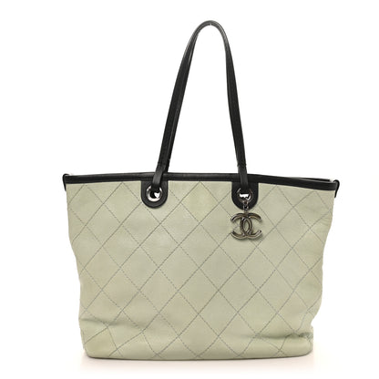 Chanel Grained Calfskin Shopping Fever Tote Green 1 of 11