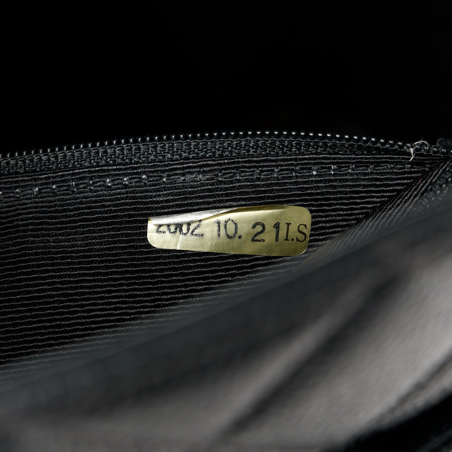 Caviar Quilted Medallion Tote Black