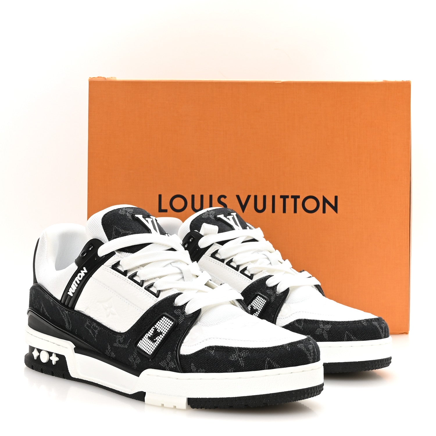 Louis Vuitton Calfskin Embossed Monogram Denim Mens LV Trainer Sneakers  9.5 Black 9 of 9