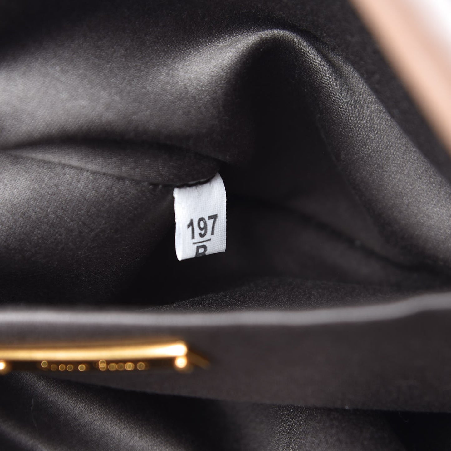 Nappa Matelasse Clutch Cammeo