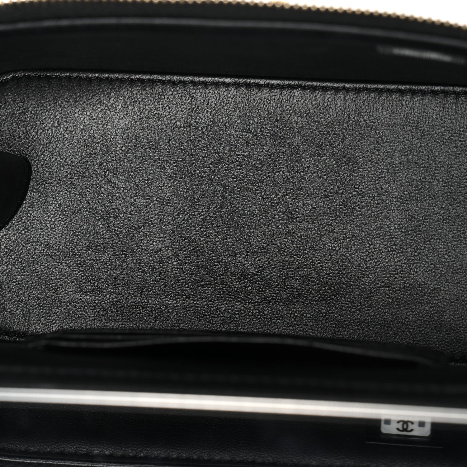 Chanel Caviar Quilted Sweetheart Vanity Case Black 5 of 12