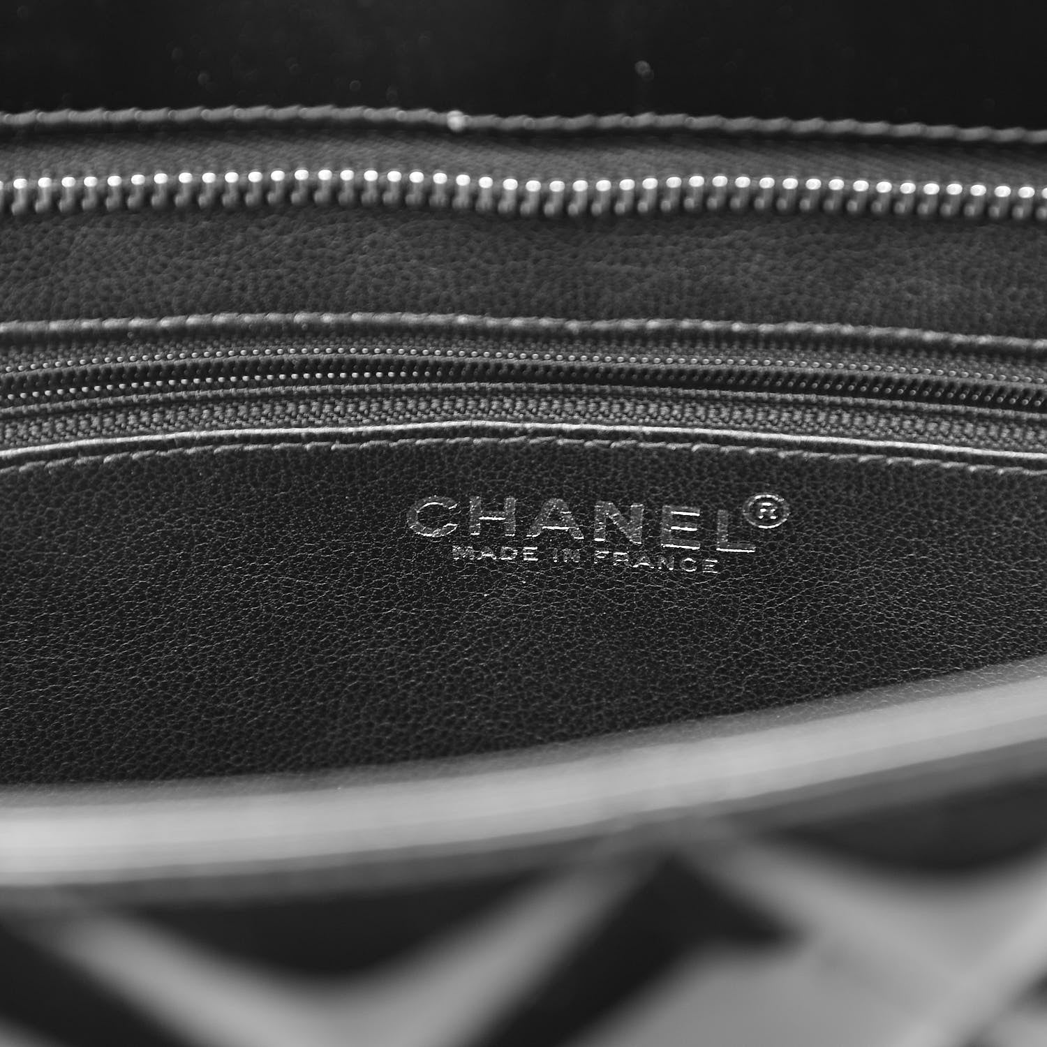 Chanel Patent Quilted Medallion Tote Black 6 of 12