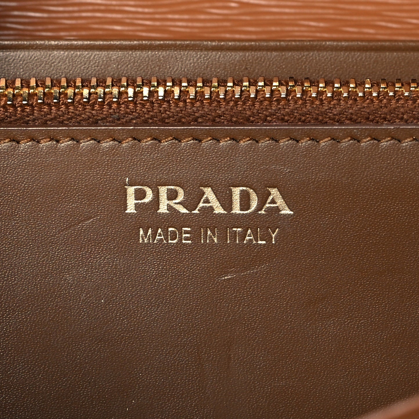 Vitello Move Chain Wallet Caramel
