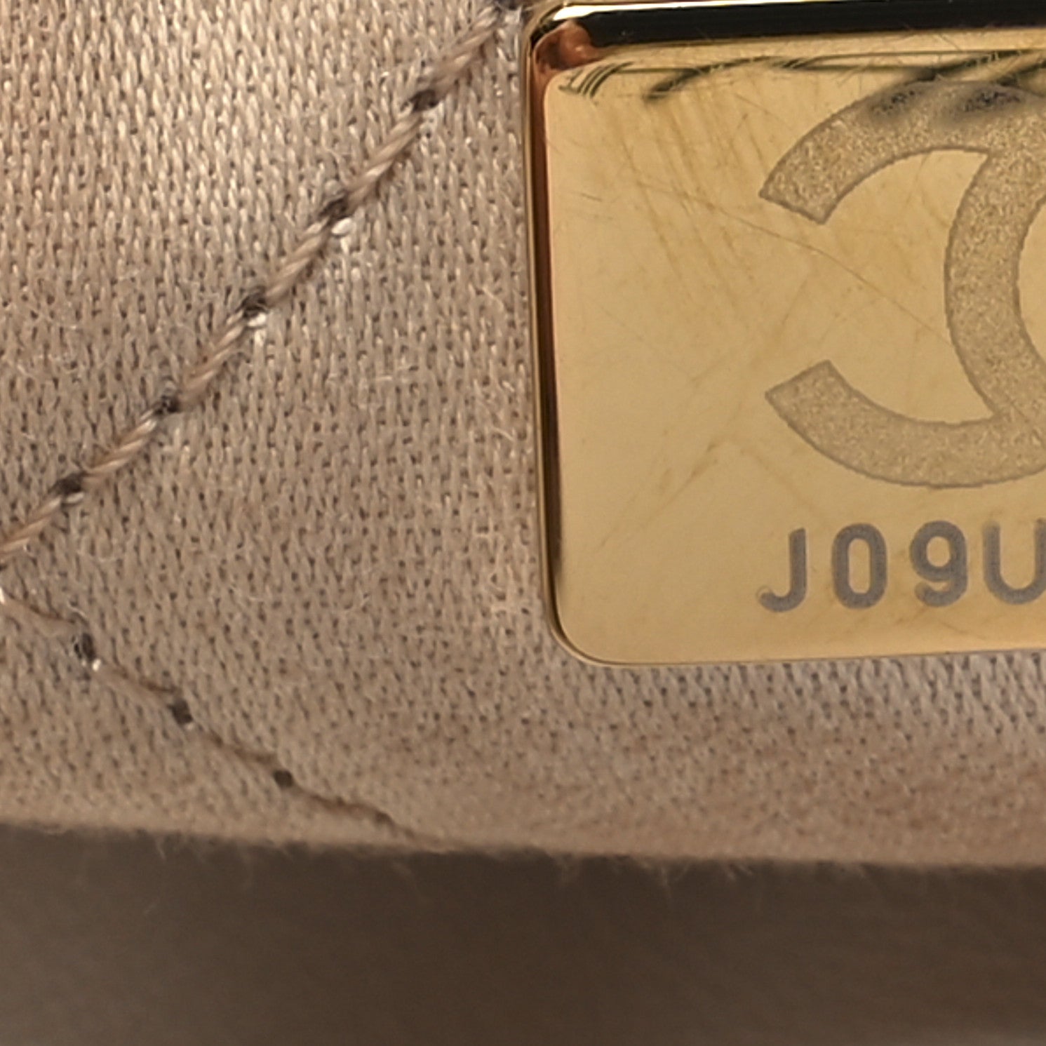 Chanel Shiny Calfskin Quilted Chanel 22 White 8 of 12