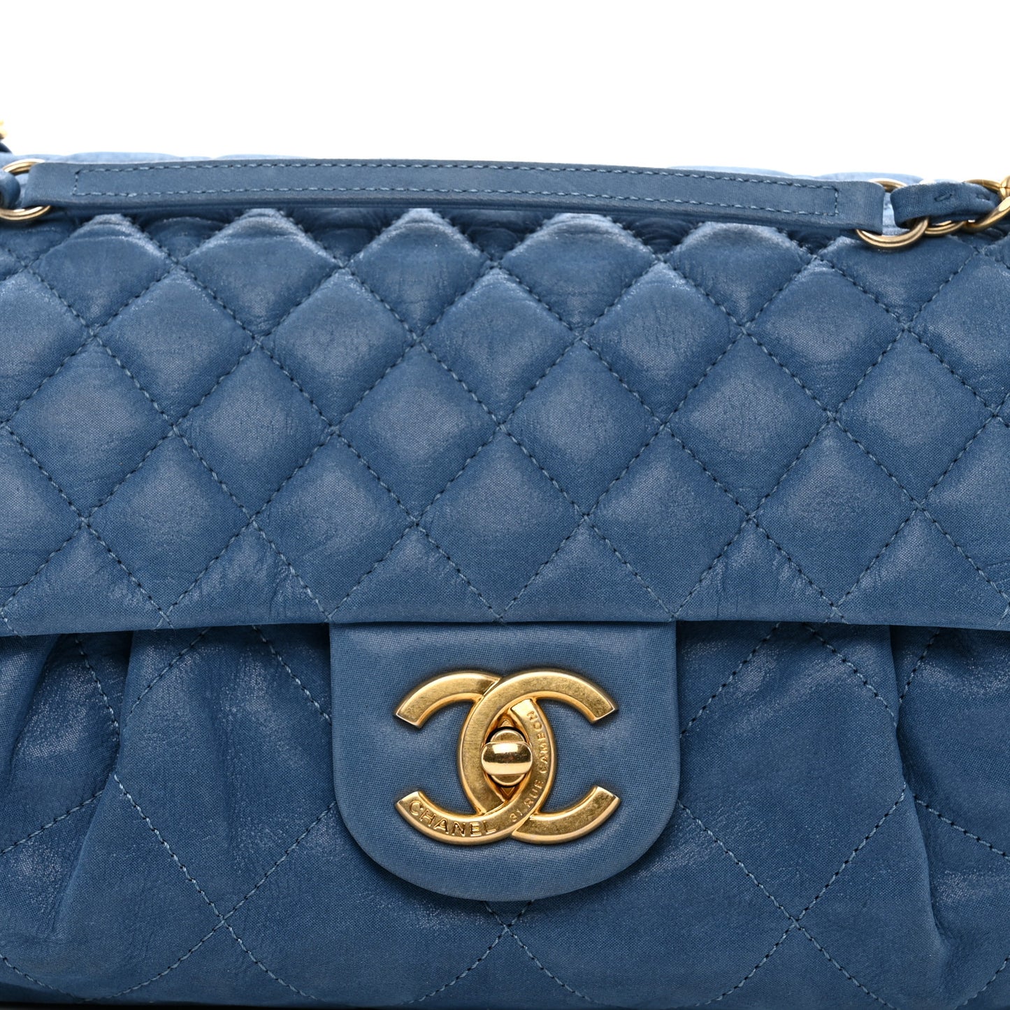 Iridescent Calfskin Large Chic Quilt Flap Blue