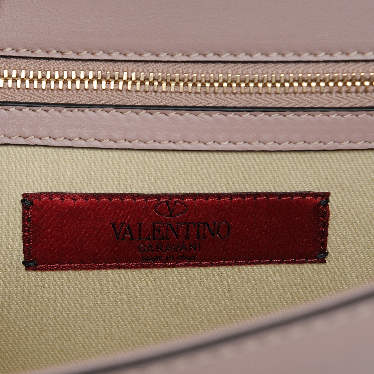 Valentino Garavani Vitello Medium Glam Lock Rockstud Flap Poudre 7 of 7