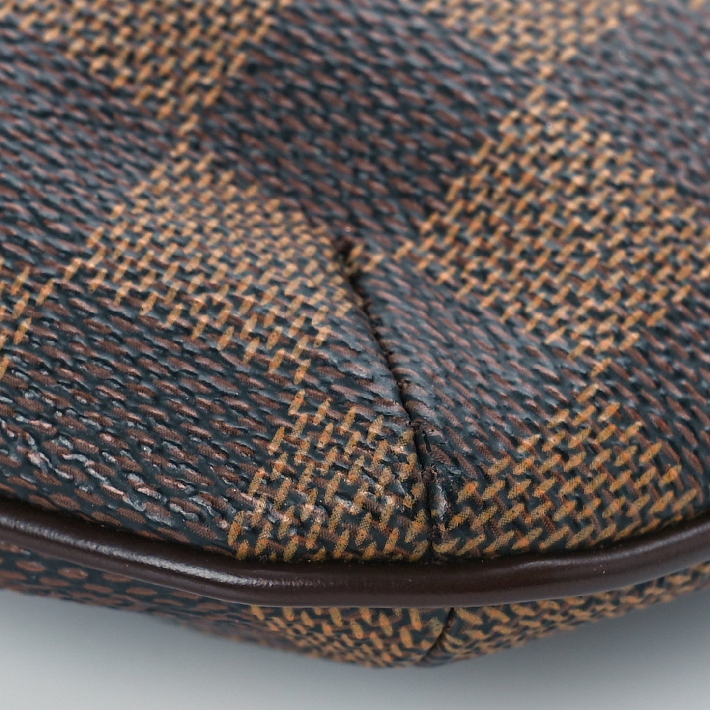 Damier Ebene Manosque GM Pochette
