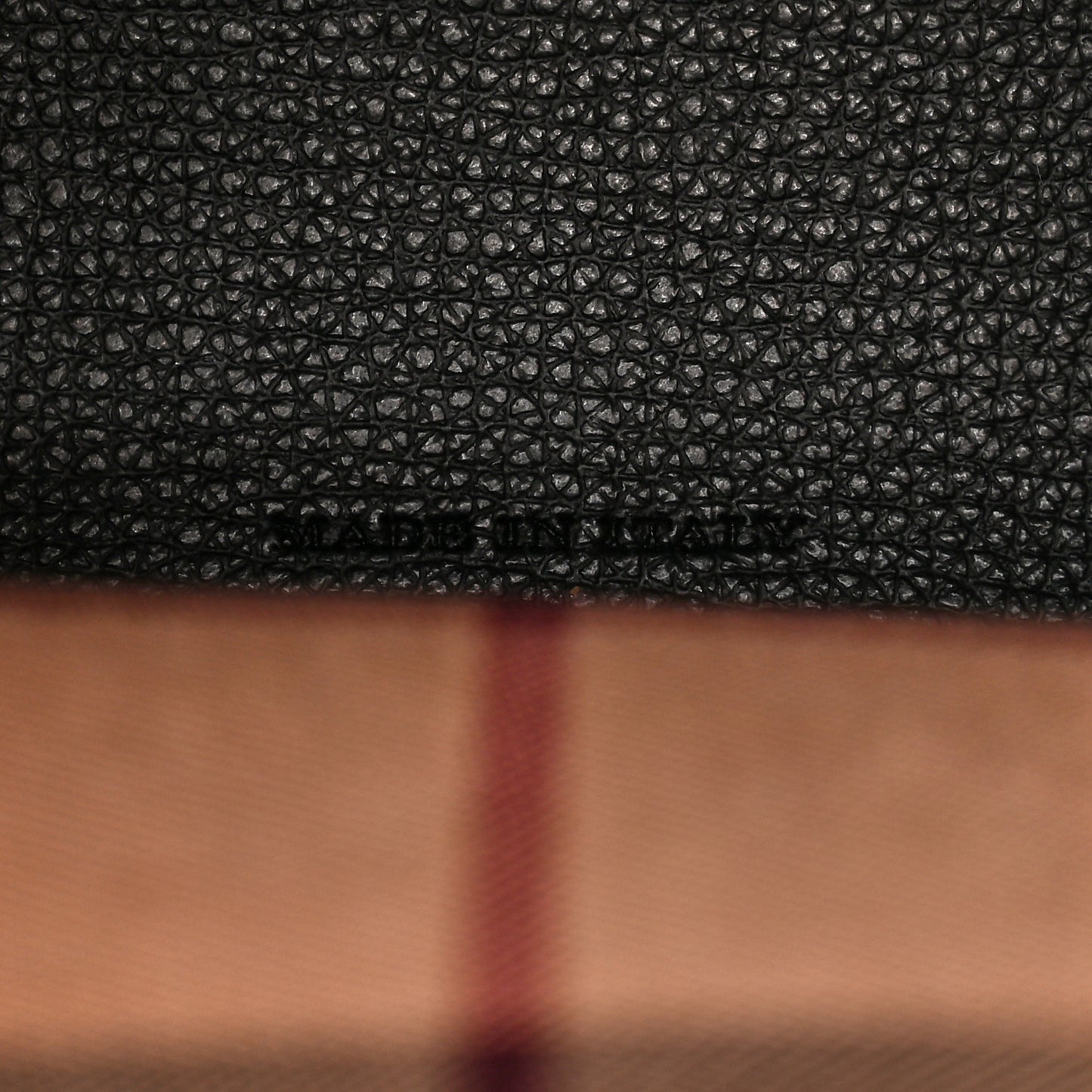 London Grainy Calfskin Small Lorne Bucket Crossbody Black