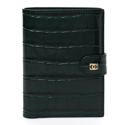 Calfskin Crocodile Embossed Crococo Passport Holder Emerald