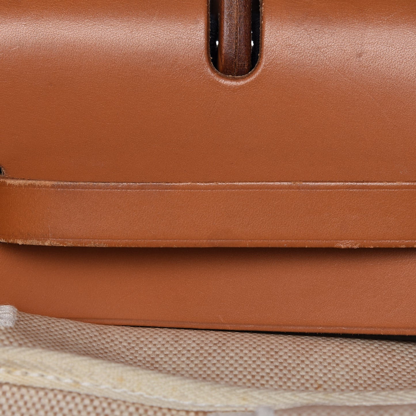 Toile Vache Calfskin Herbag 30 PM Black Natural