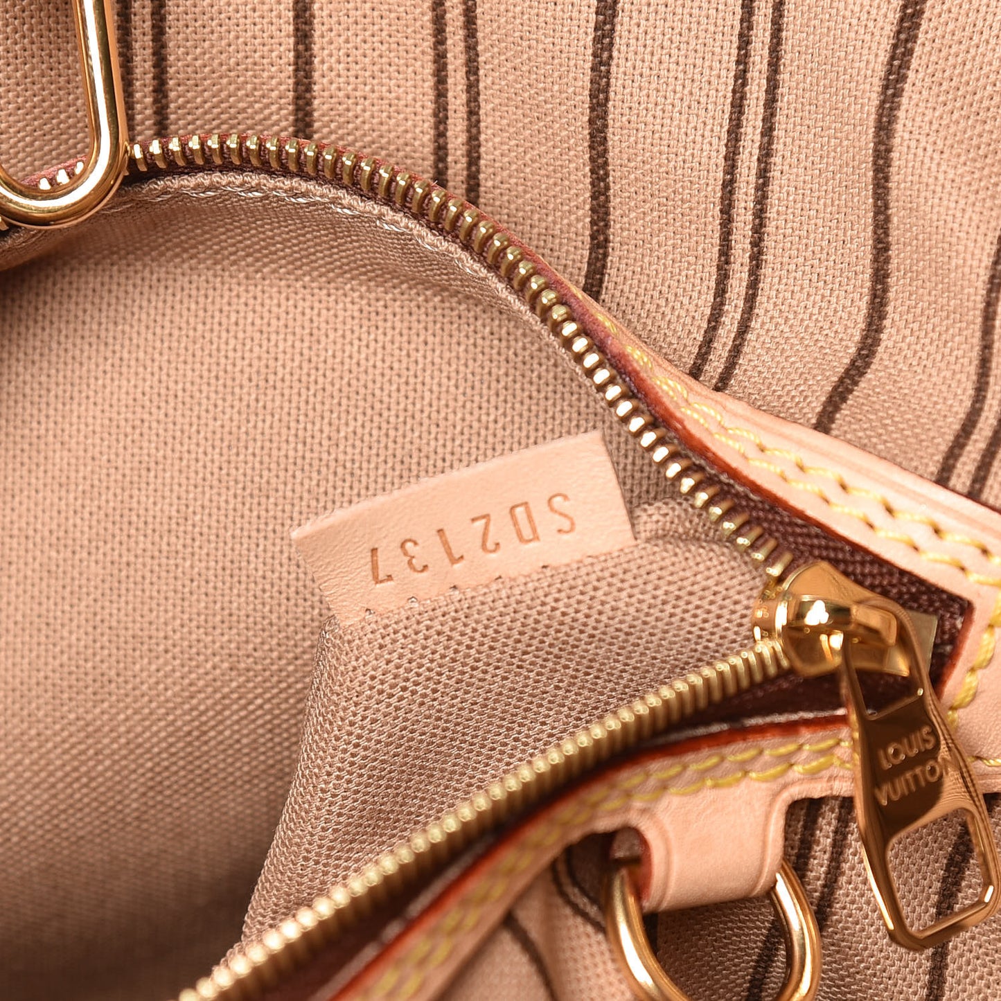 Monogram Delightful MM