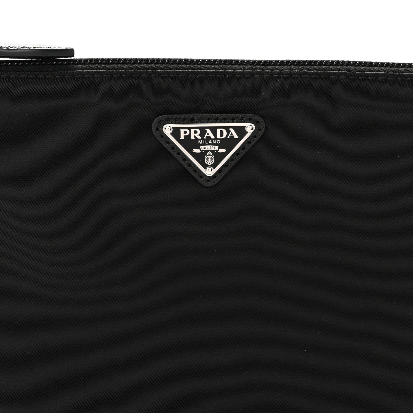 Re-Nylon Vela Pouch Black