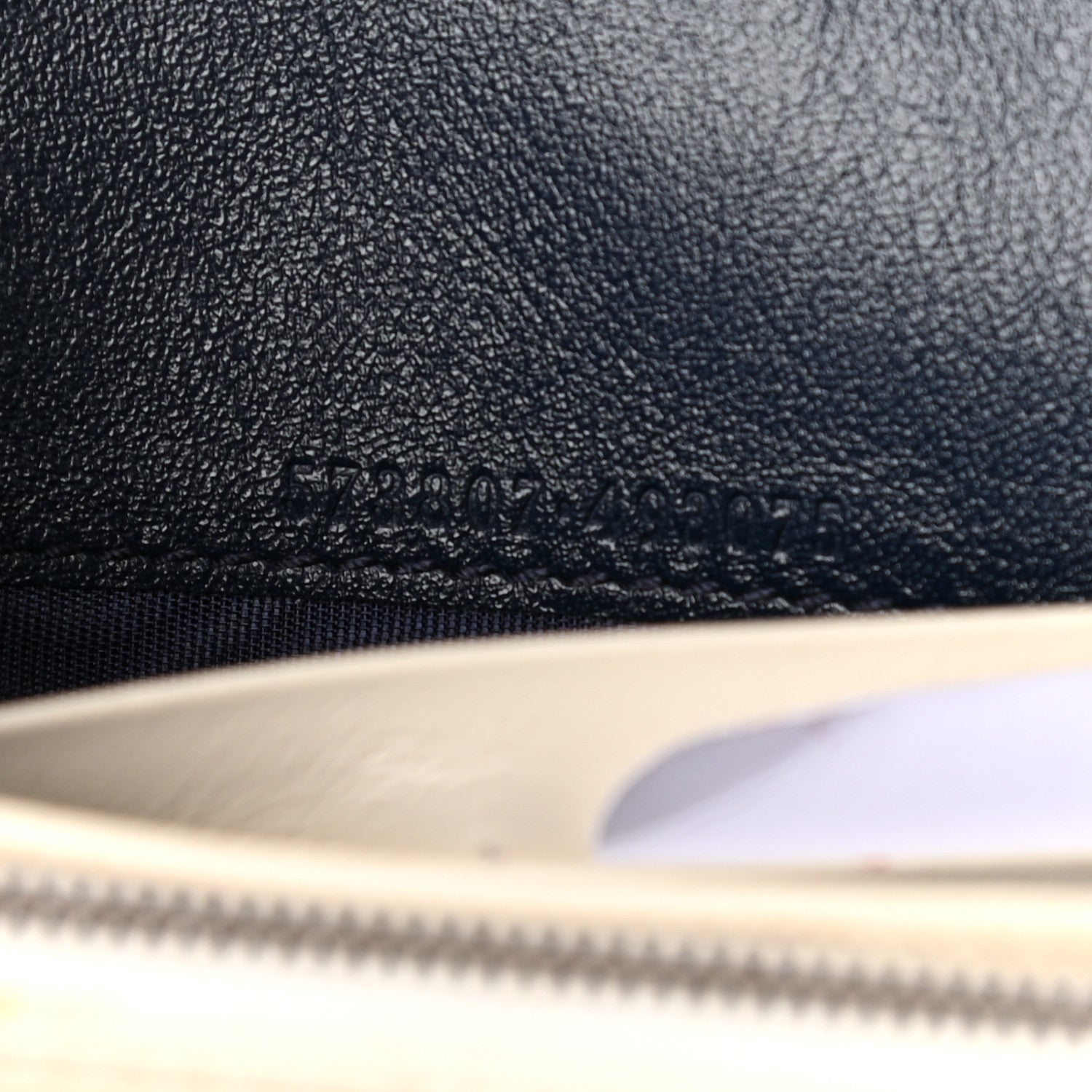 Gucci Vintage Effect Calfskin Matelasse Diagonal Torchon GG Marmont Chain Wallet Mystic White Blue Agata 6 of 10
