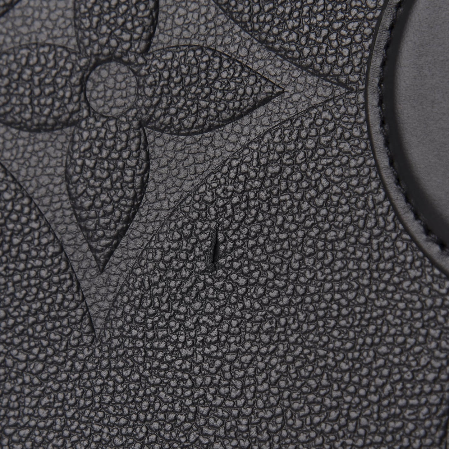 Empreinte Monogram Giant Onthego GM Black