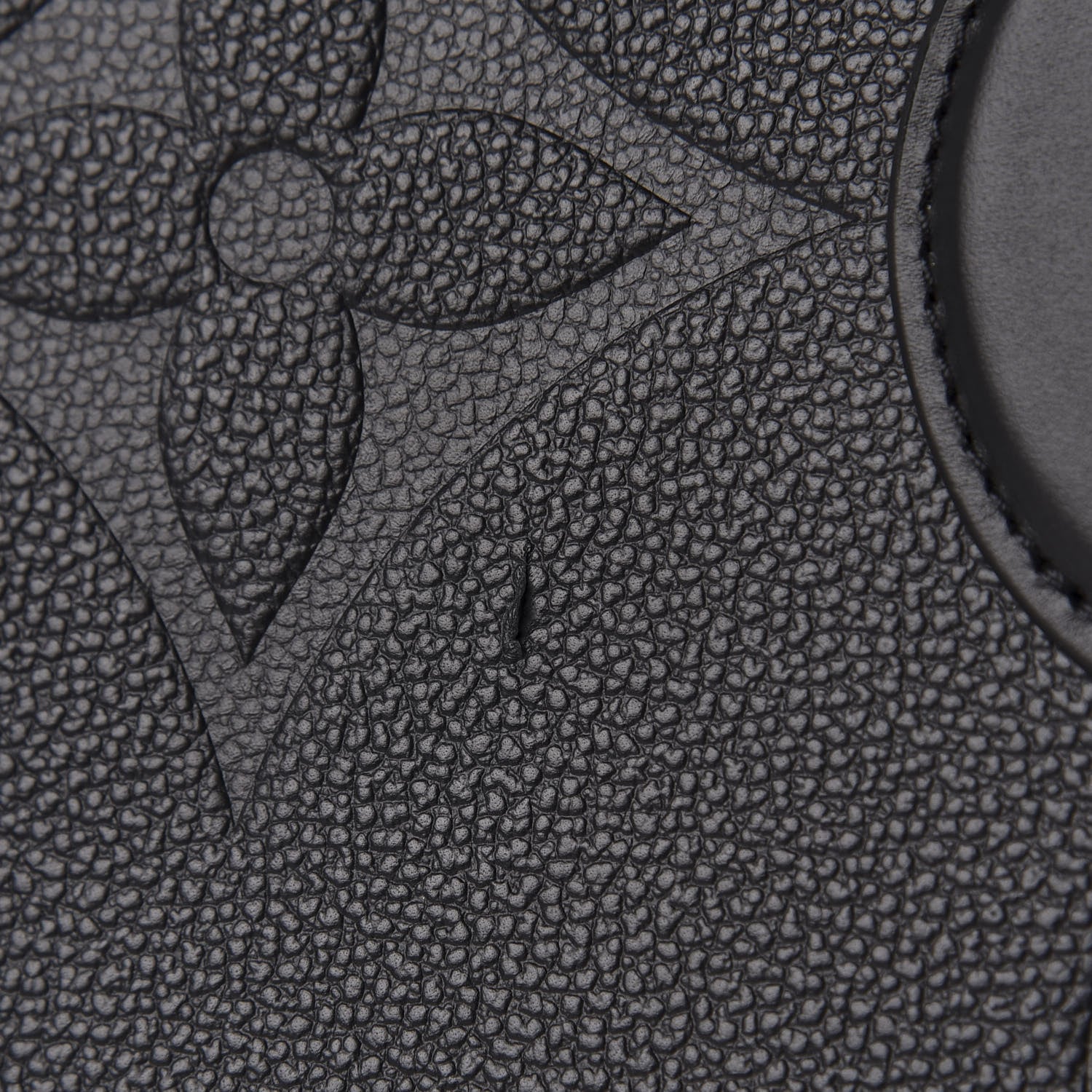 Louis Vuitton Empreinte Monogram Giant Onthego GM Black 11 of 11