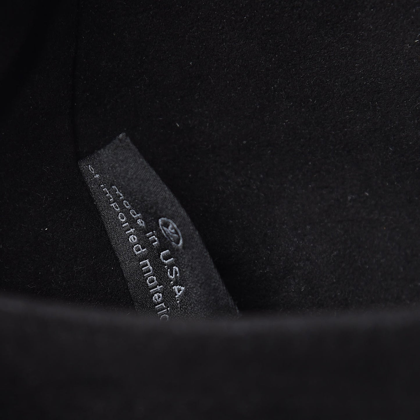 Reverse Monogram Pochette Metis