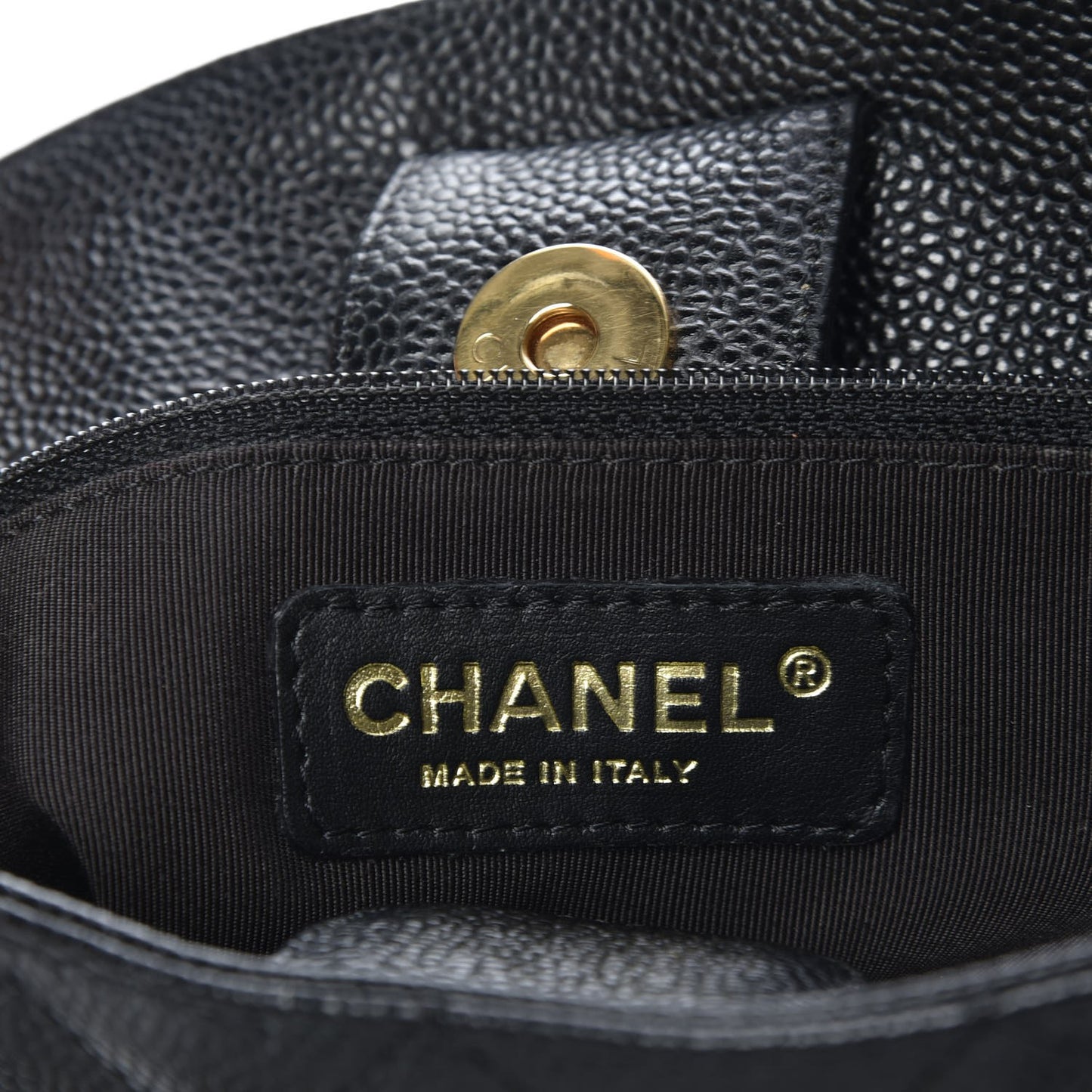 Caviar Quilted Petit Shopping Tote PST Black