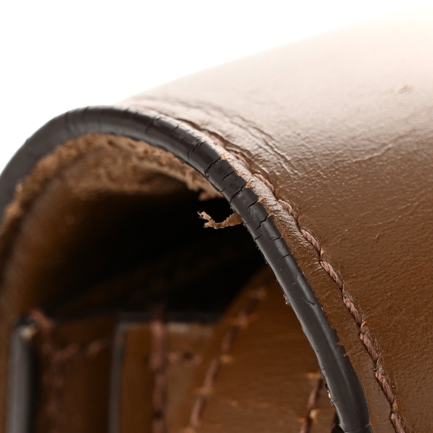 Smooth Calfskin Medium Classic Box Flap Bag Light Camel