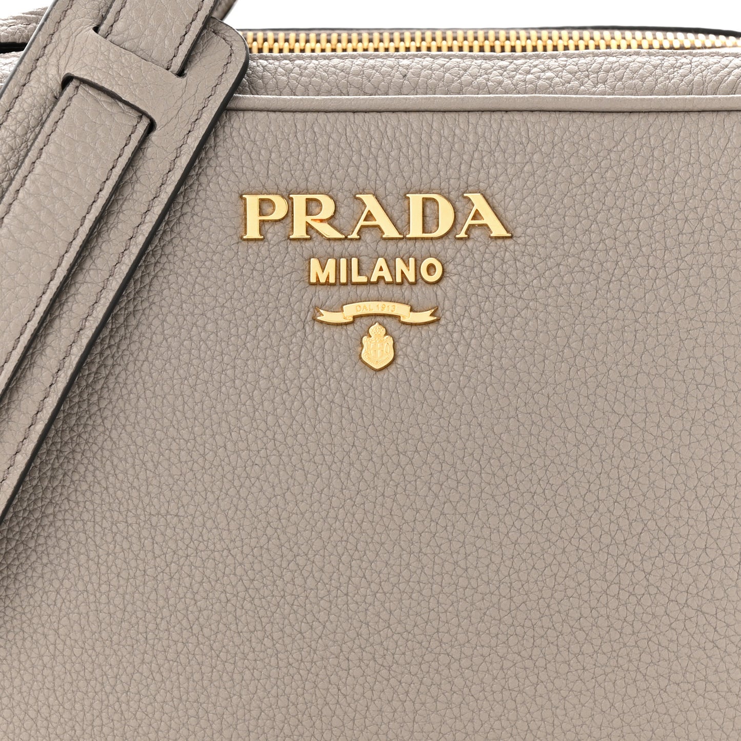 Vitello Phenix Camera Bag Argilla