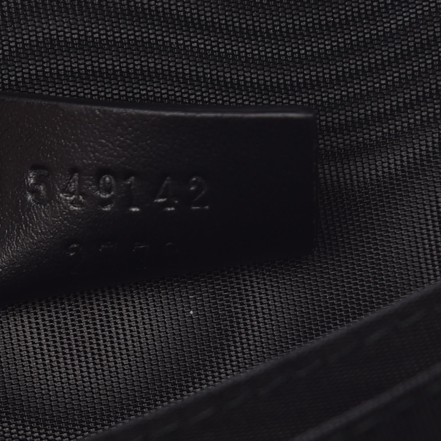 Gucci Calfskin Matelasse GG Marmont Zip Around Card Case Black 7 of 8