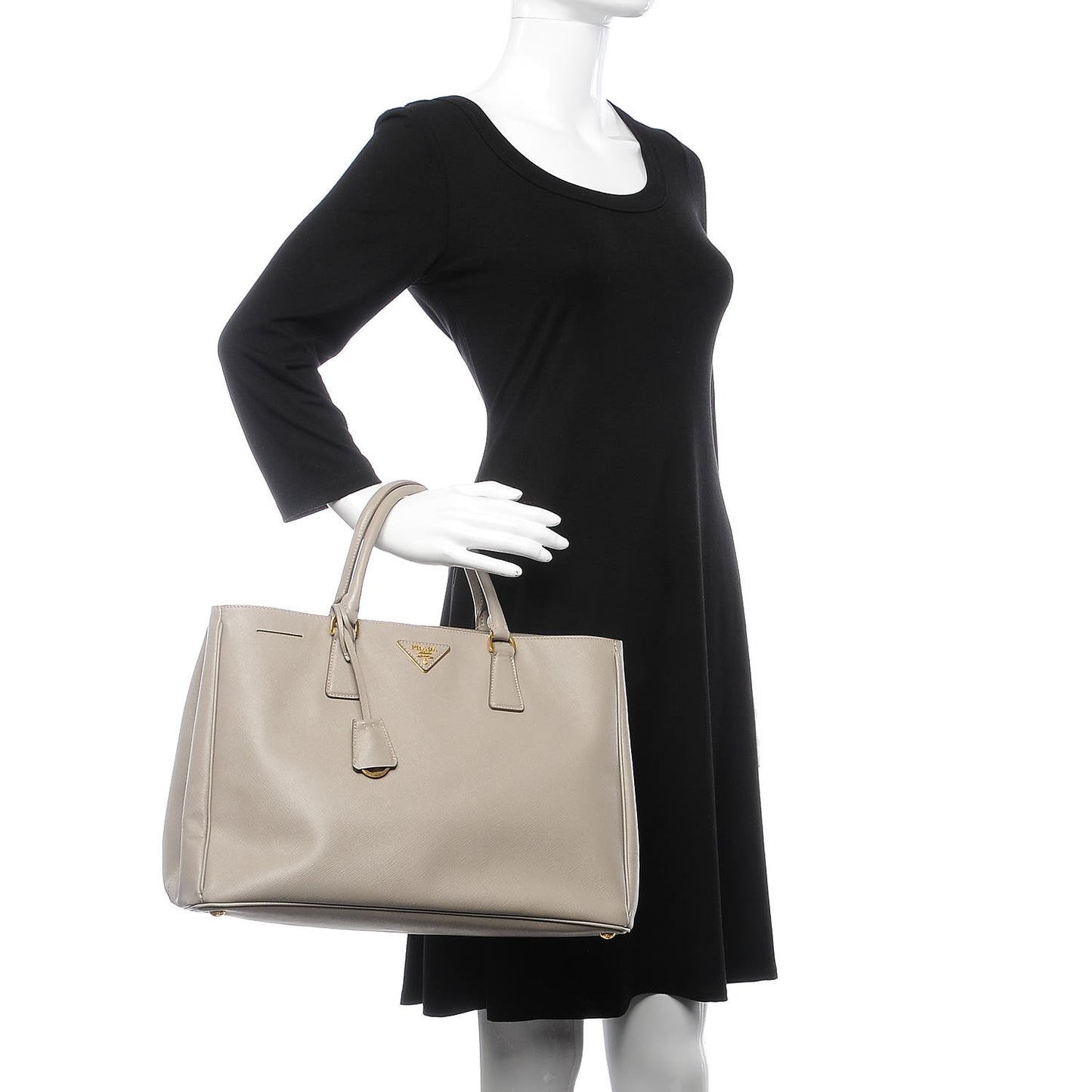 Saffiano Lux Medium Tote Pomice