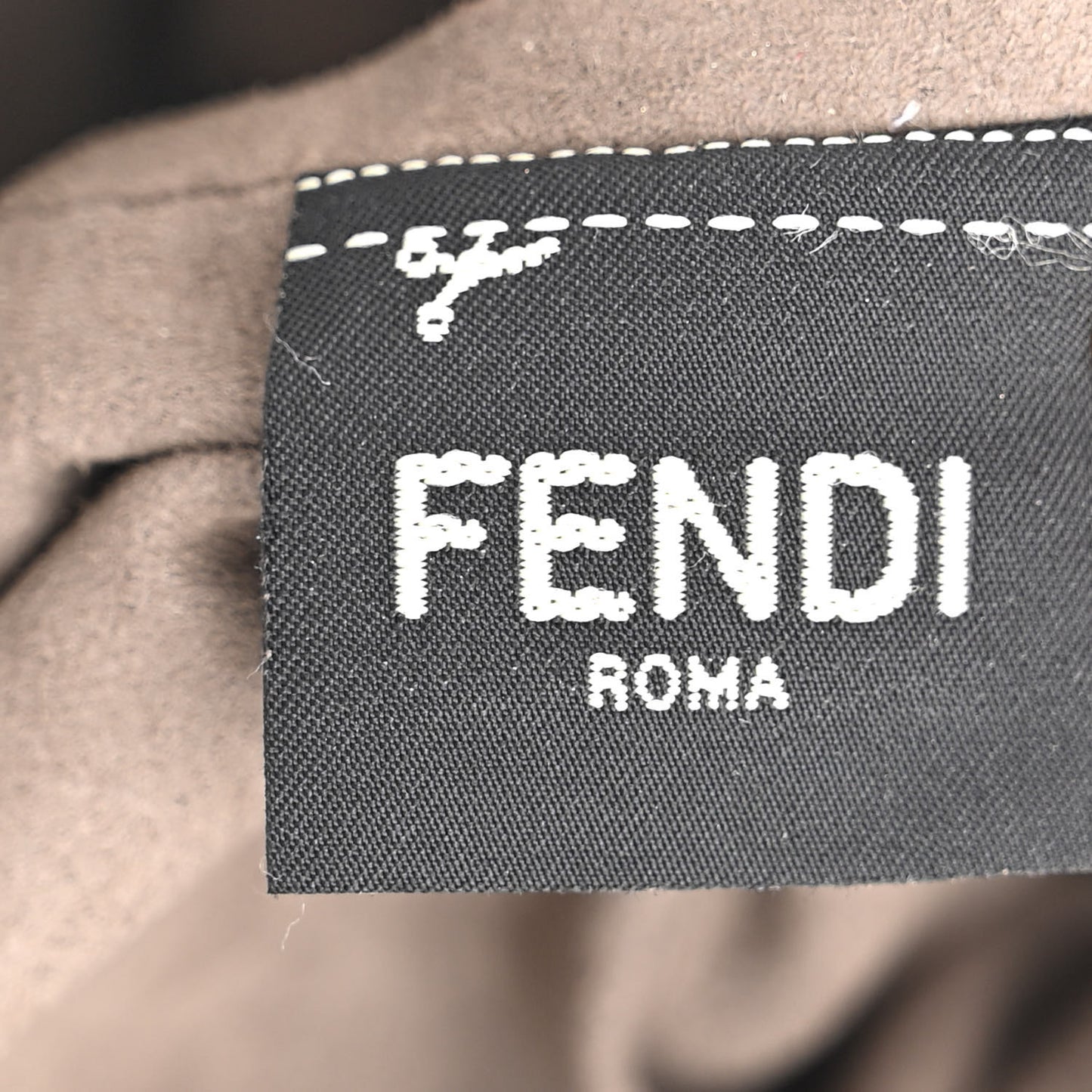 Vitello Grace Matte F is Fendi Grande Mon Tresor Bucket Bag Equatore