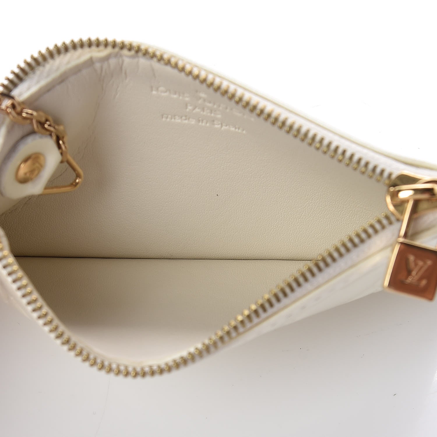 Louis Vuitton Vernis Key Pouch Perle 5 of 6