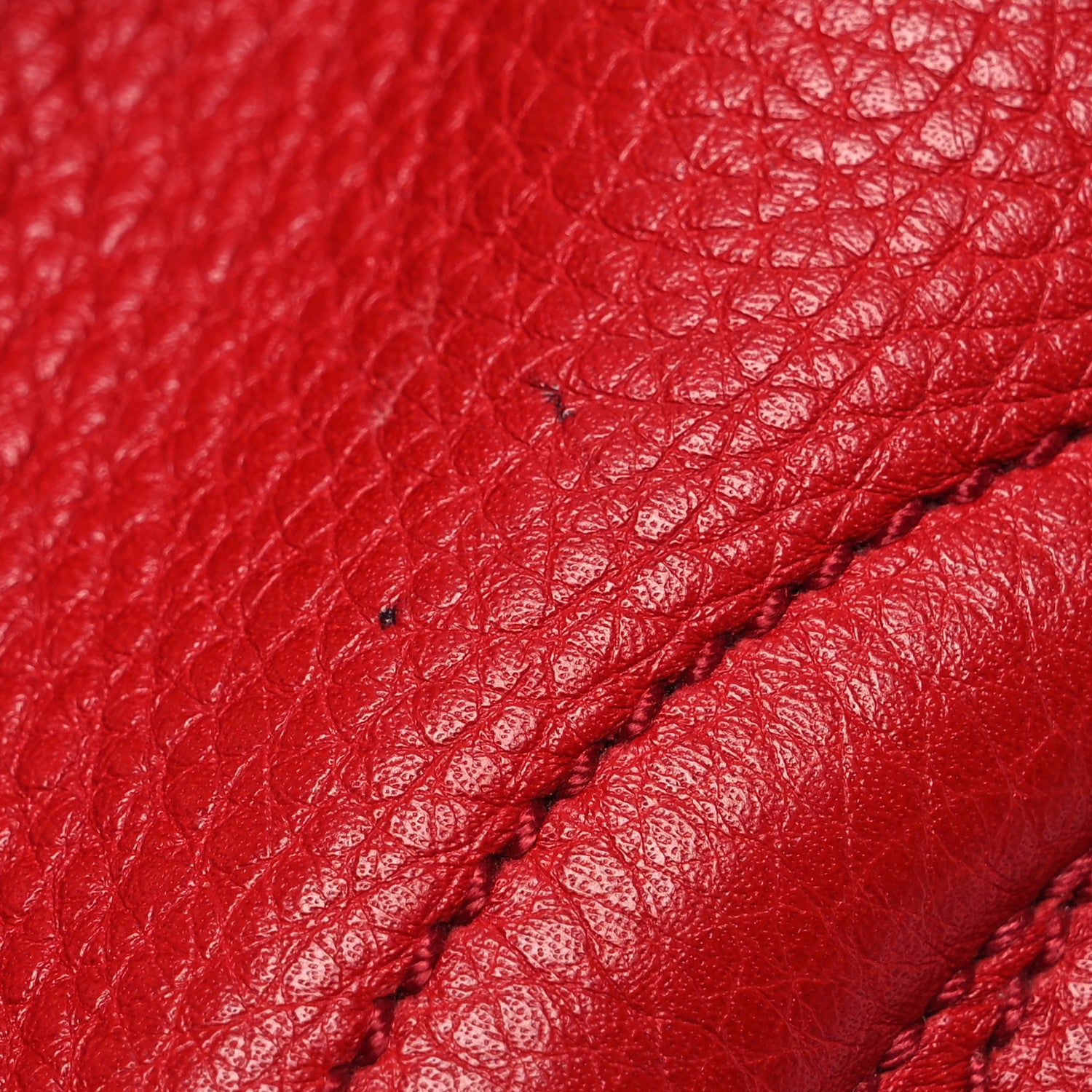 Gucci Pebbled Calfskin Medium Soho Chain Shoulder Bag Tabasco Red 13 of 17