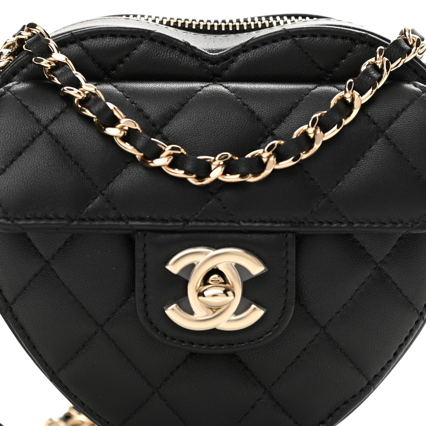 Lambskin Quilted CC In Love Heart Clutch With Chain Black