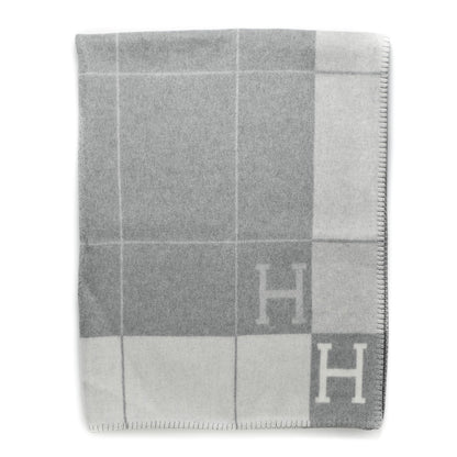 Hermes Wool Cashmere Avalon III Blanket Ecru Gris Clair 1 of 2