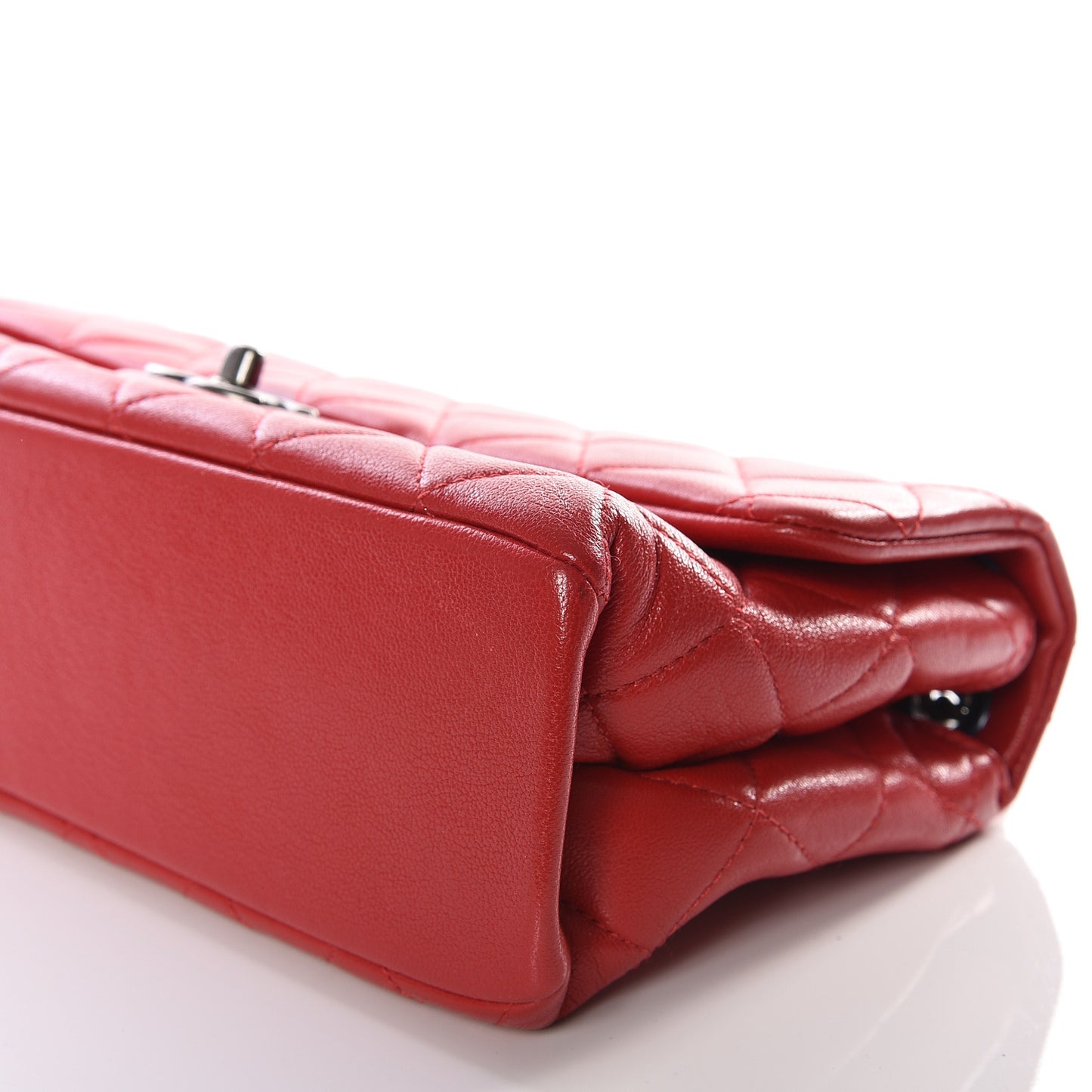 Shiny Lambskin Quilted Medium Burgundy Rocks Flap Red