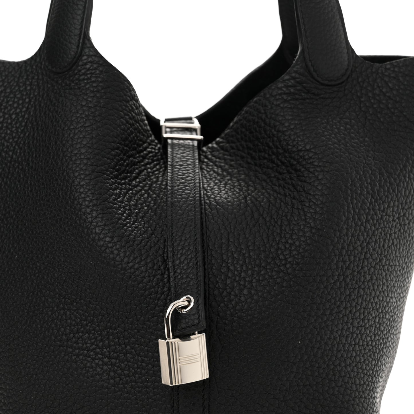Taurillon Clemence Picotin Lock 22 MM Black