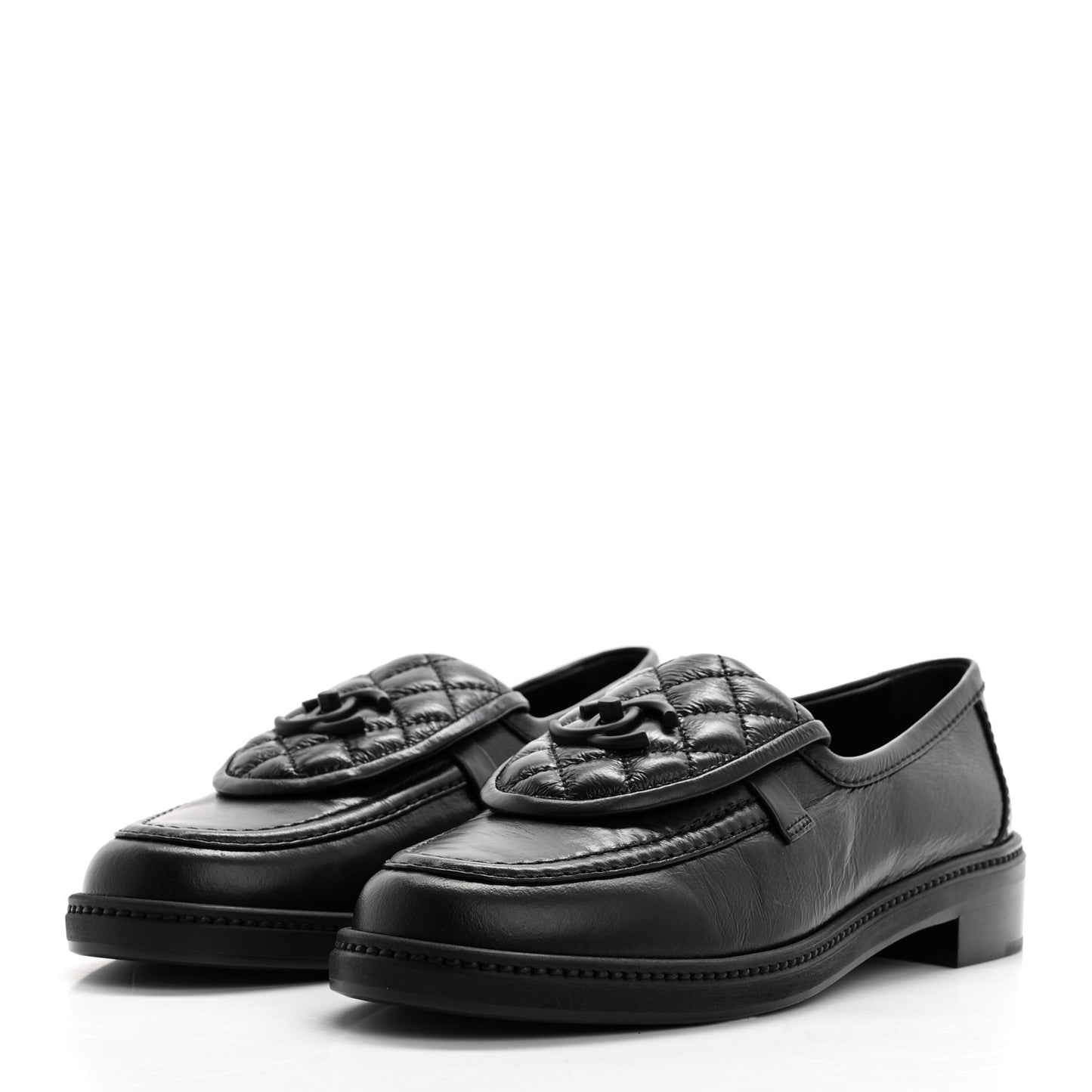 Crumpled Lambskin Quilted CC Turnlock Loafers 40.5 Black