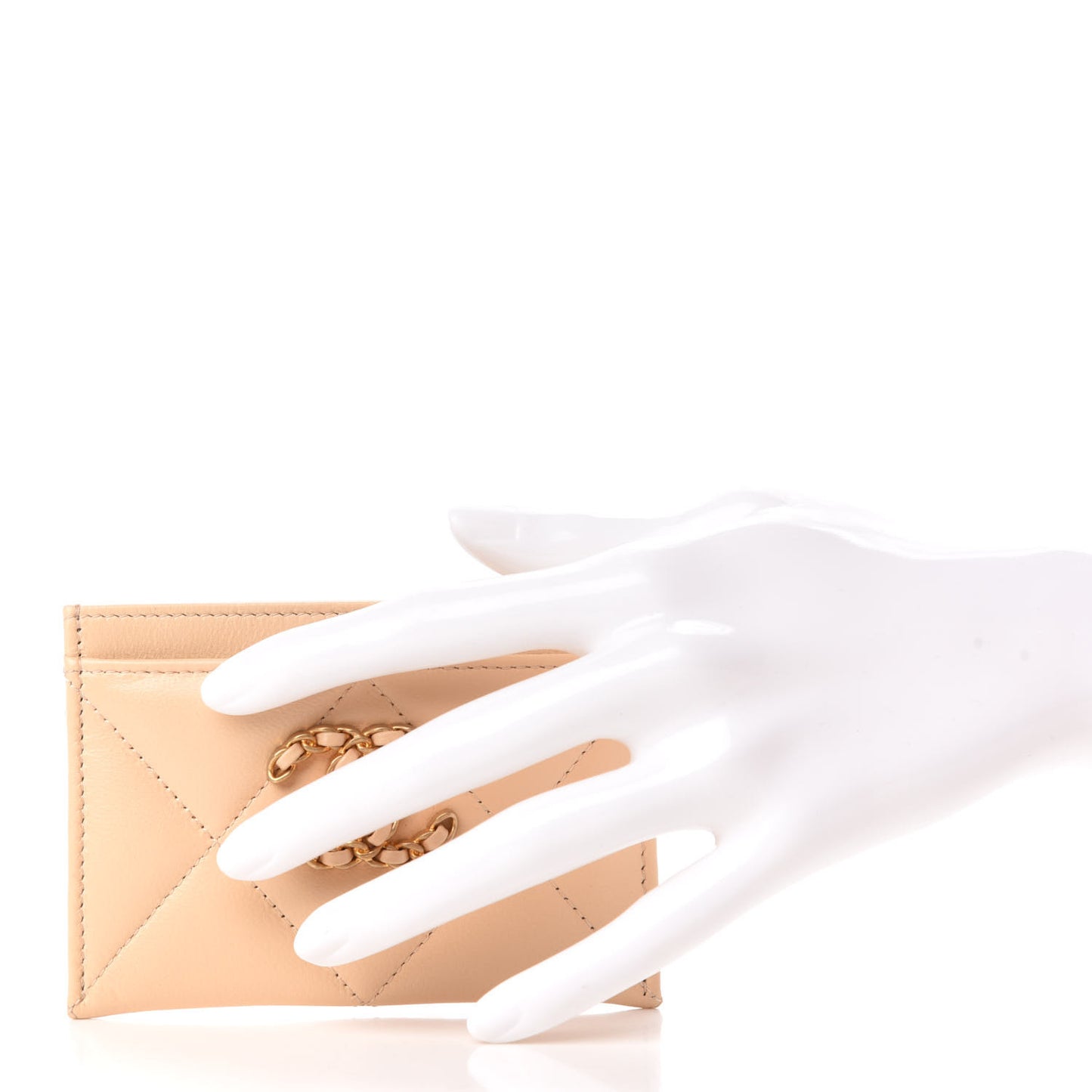 Shiny Goatskin Quilted 19 Card Holder Beige