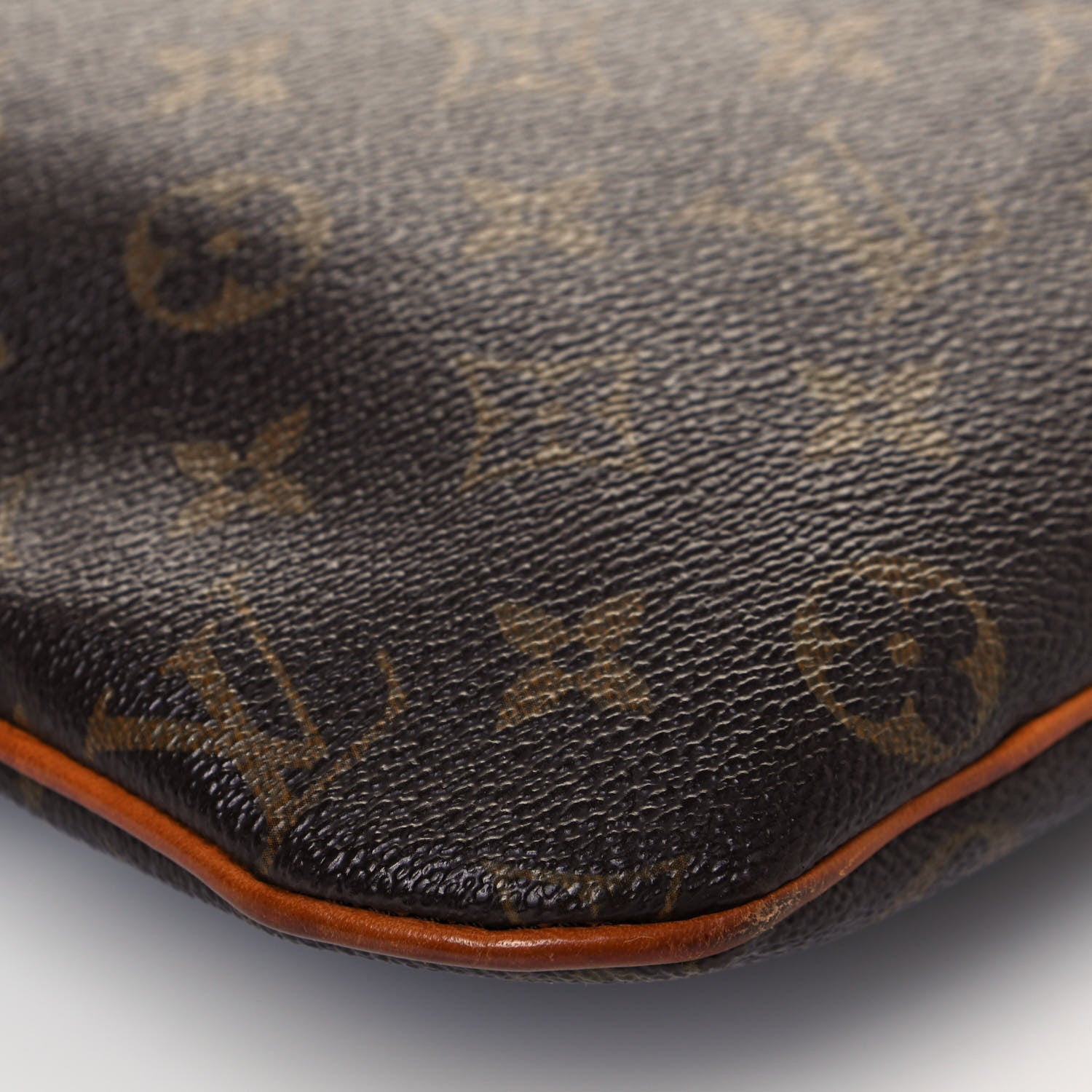 Louis Vuitton Monogram Bosphore Pochette 11 of 15