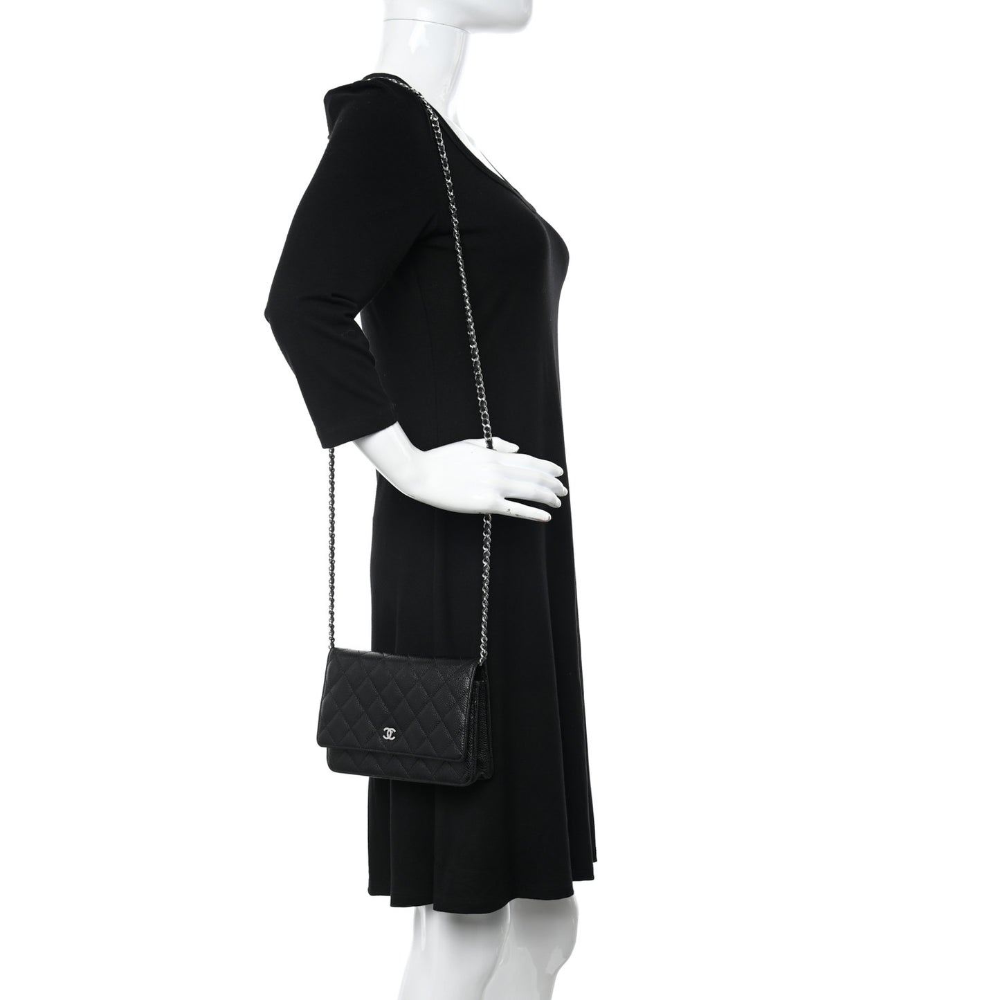 Caviar Quilted Wallet on Chain WOC Black