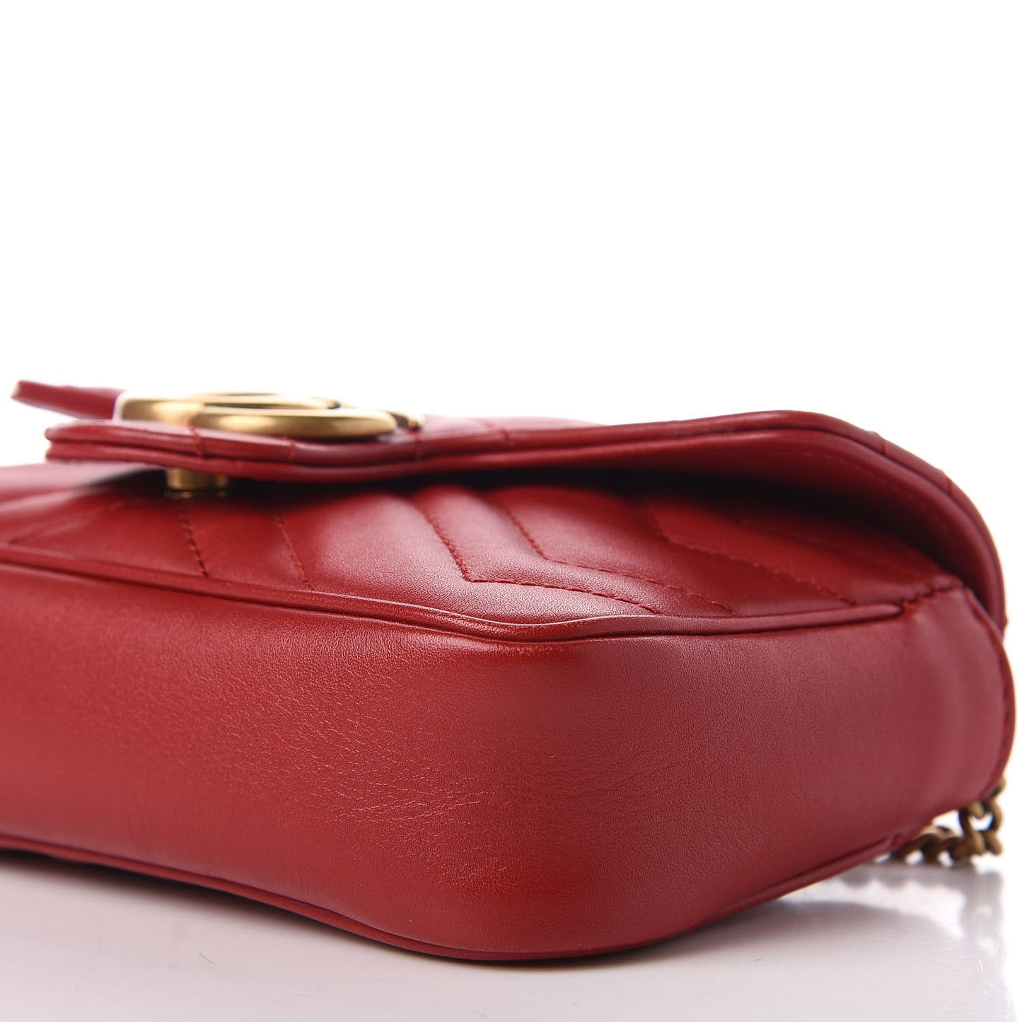 Calfskin Matelasse Super Mini GG Marmont Shoulder Bag Hibiscus Red