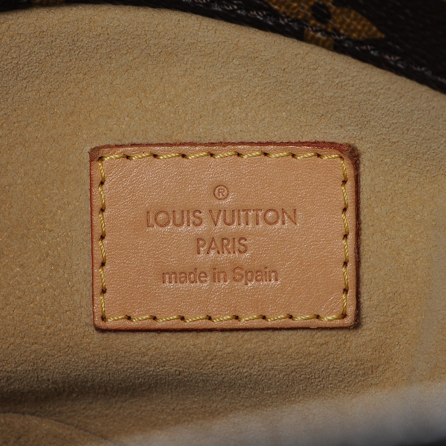 Louis Vuitton Monogram Artsy MM 6 of 7