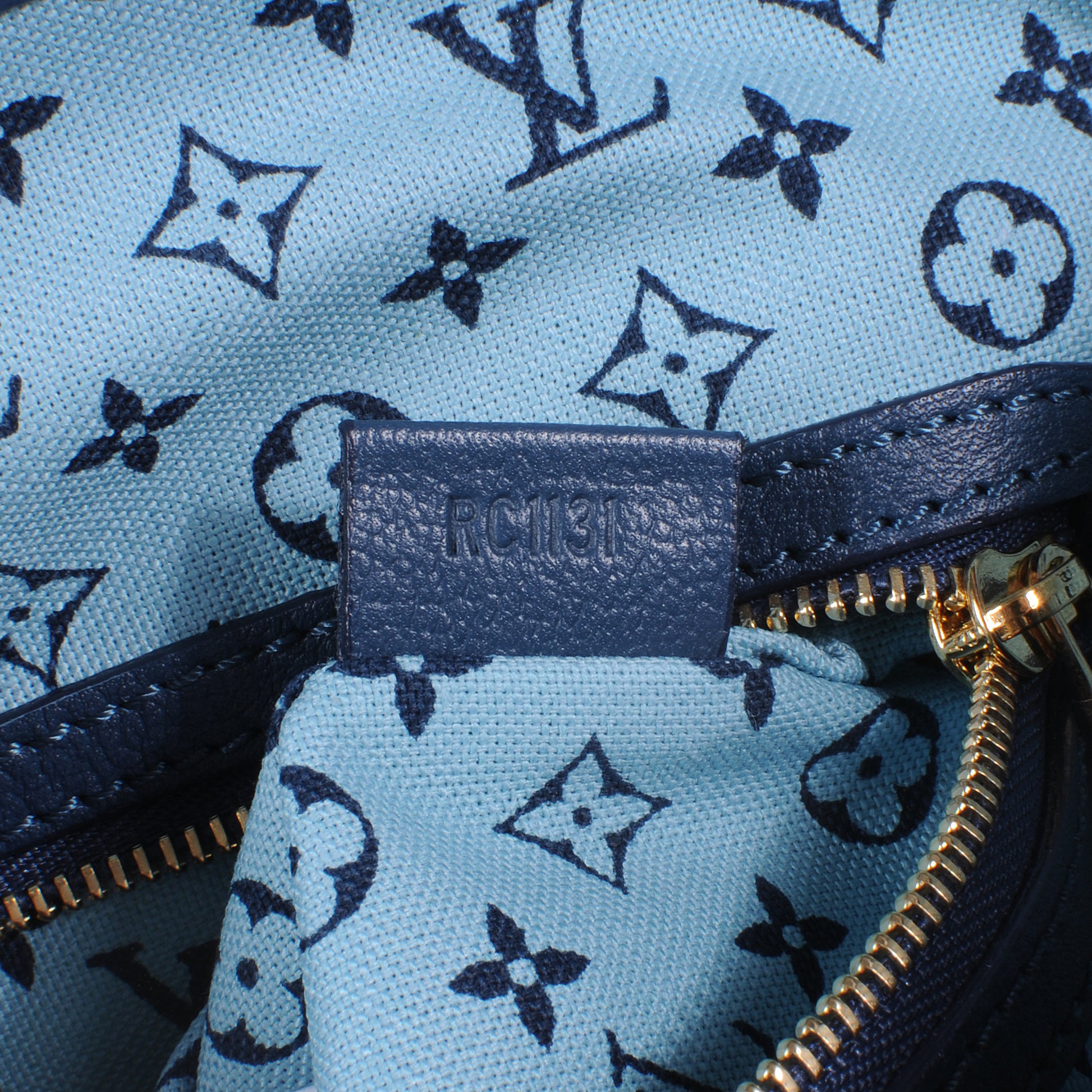 Louis Vuitton Ailleurs Cabas Escale PM 6 of 7