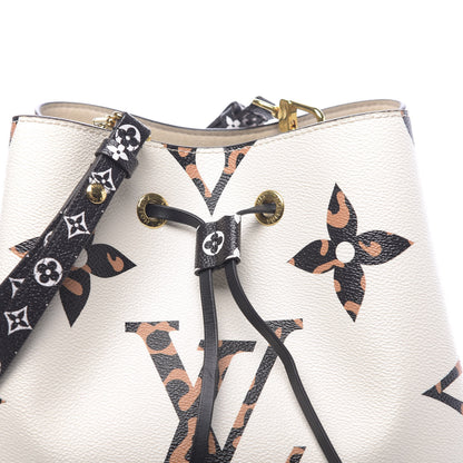 Louis Vuitton Monogram Giant Jungle NéoNoé Ivory 8 of 10