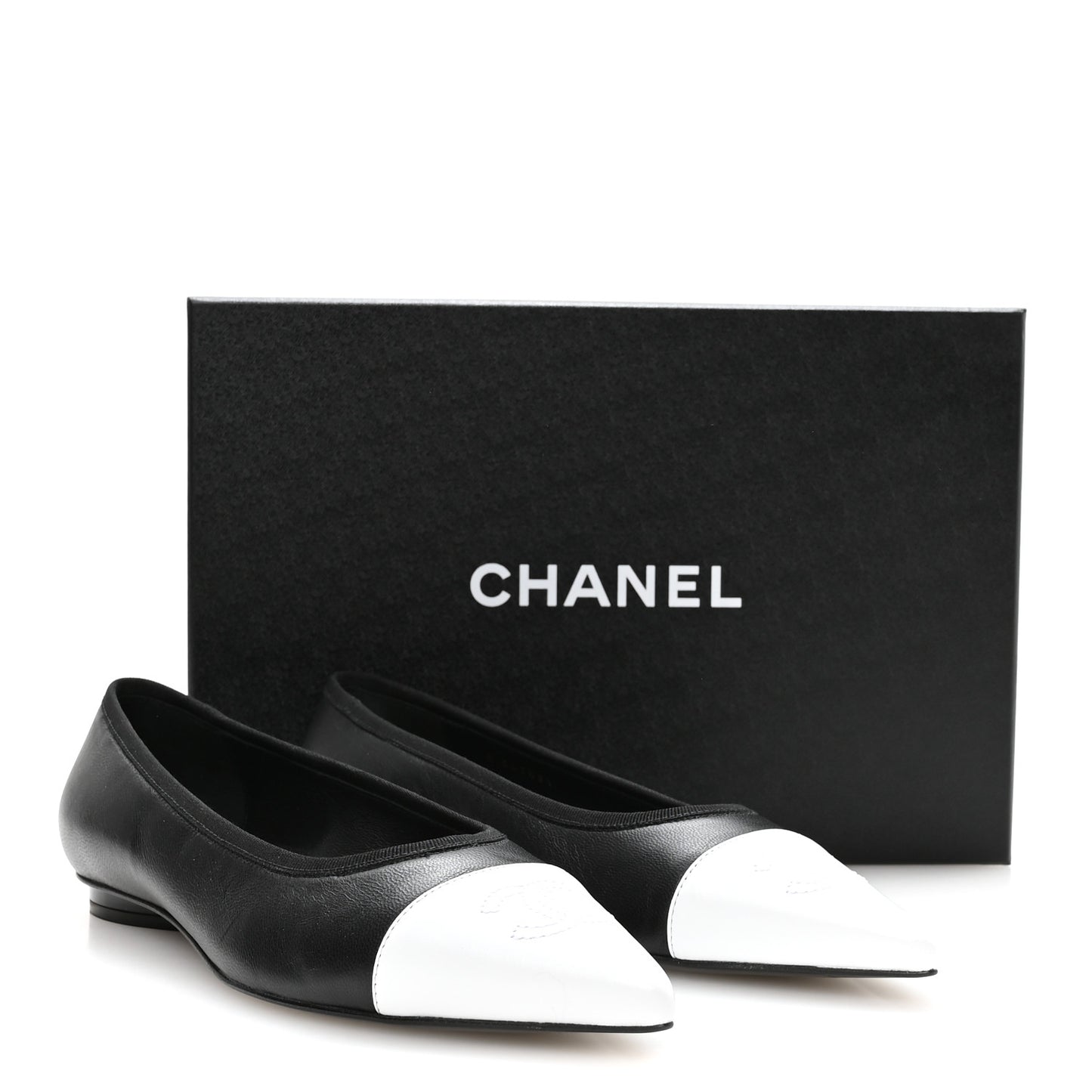 Lambskin Iridescent Lambskin Cap Toe CC Flats 37 Black White