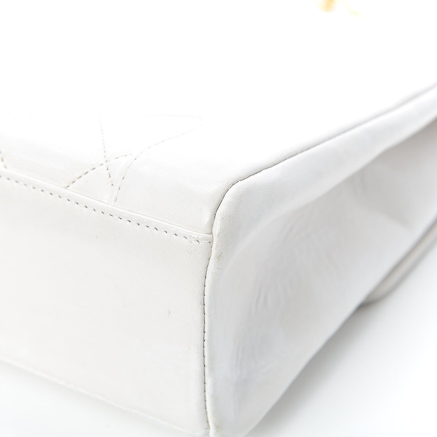 Lambskin Quilted Medium Single Flap White