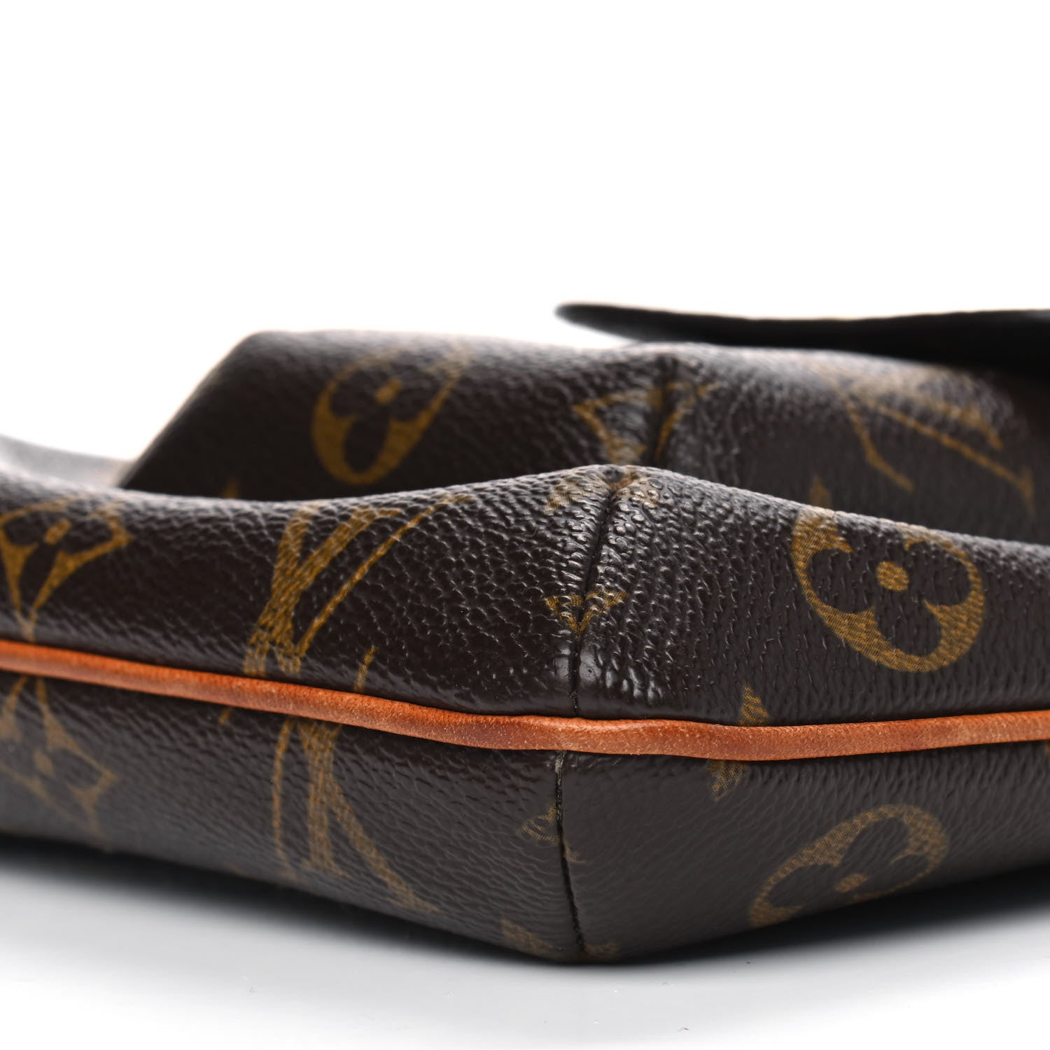 Louis Vuitton Monogram Partition Wristlet 7 of 14