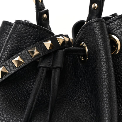 Valentino Garavani Pebbled Calfskin Small Rockstud Bucket Bag Black 7 of 9