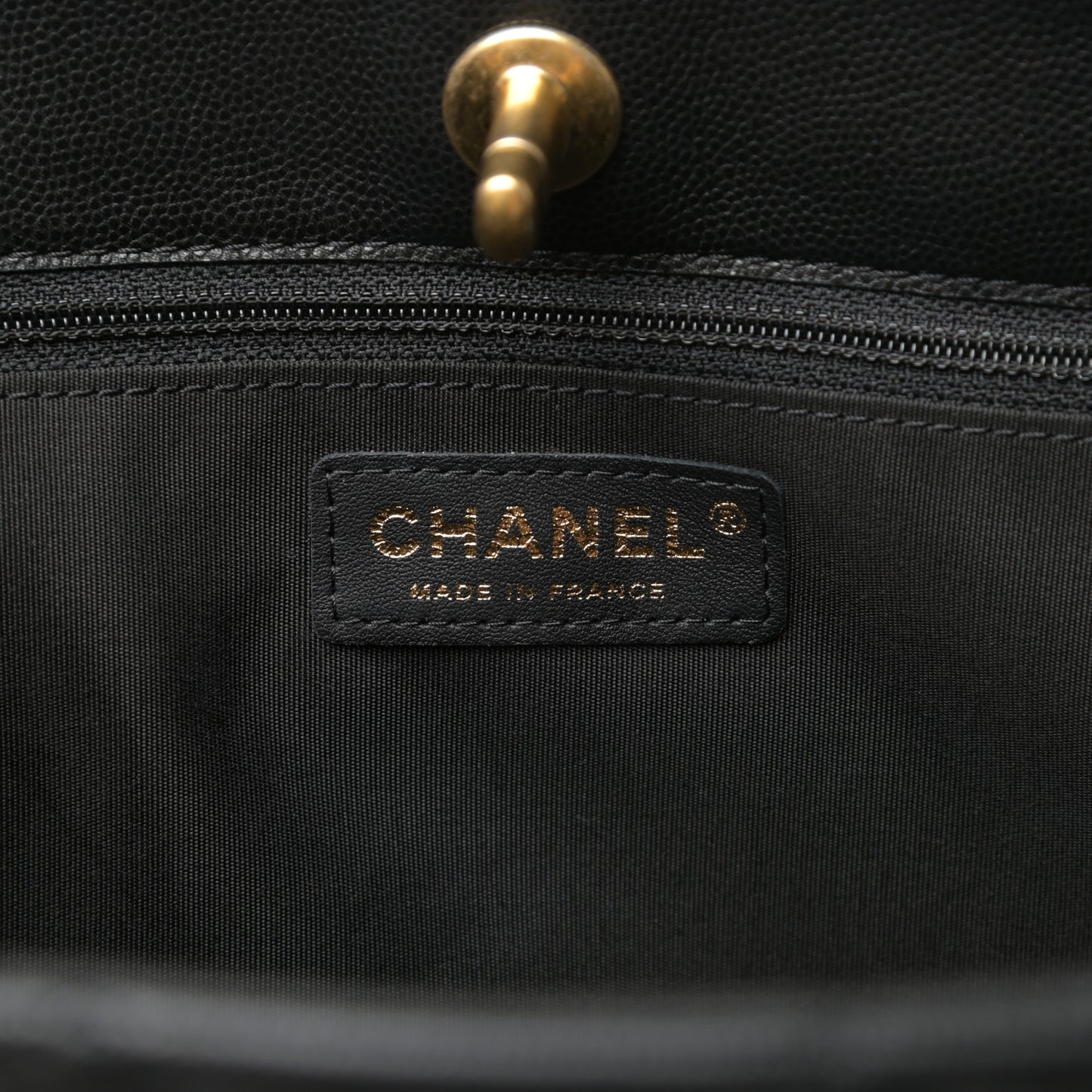 Caviar Quilted Sweet Classic Shopping Tote Black
