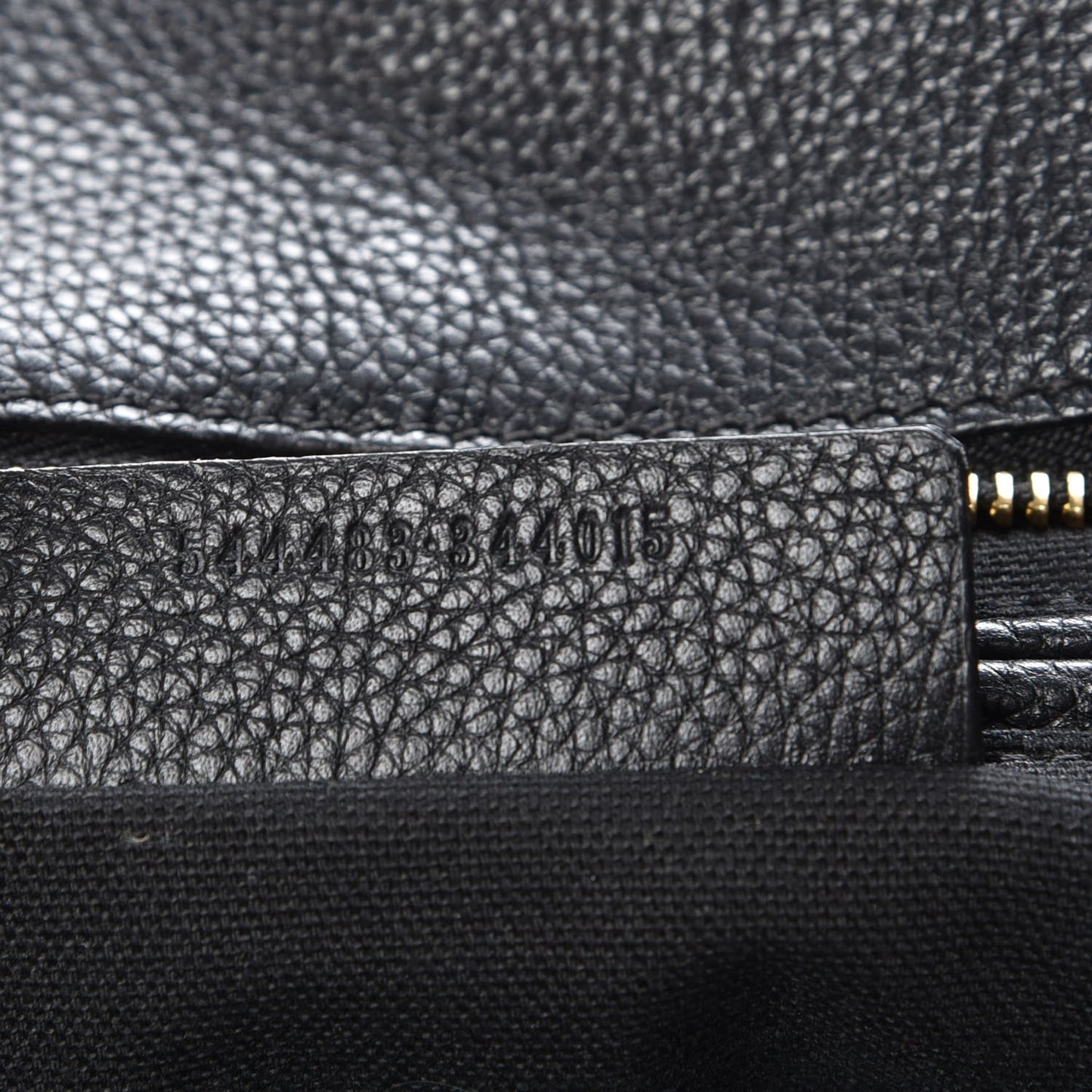 Pebbled Calfskin Small Skull Padlock Zip Around Tote Black