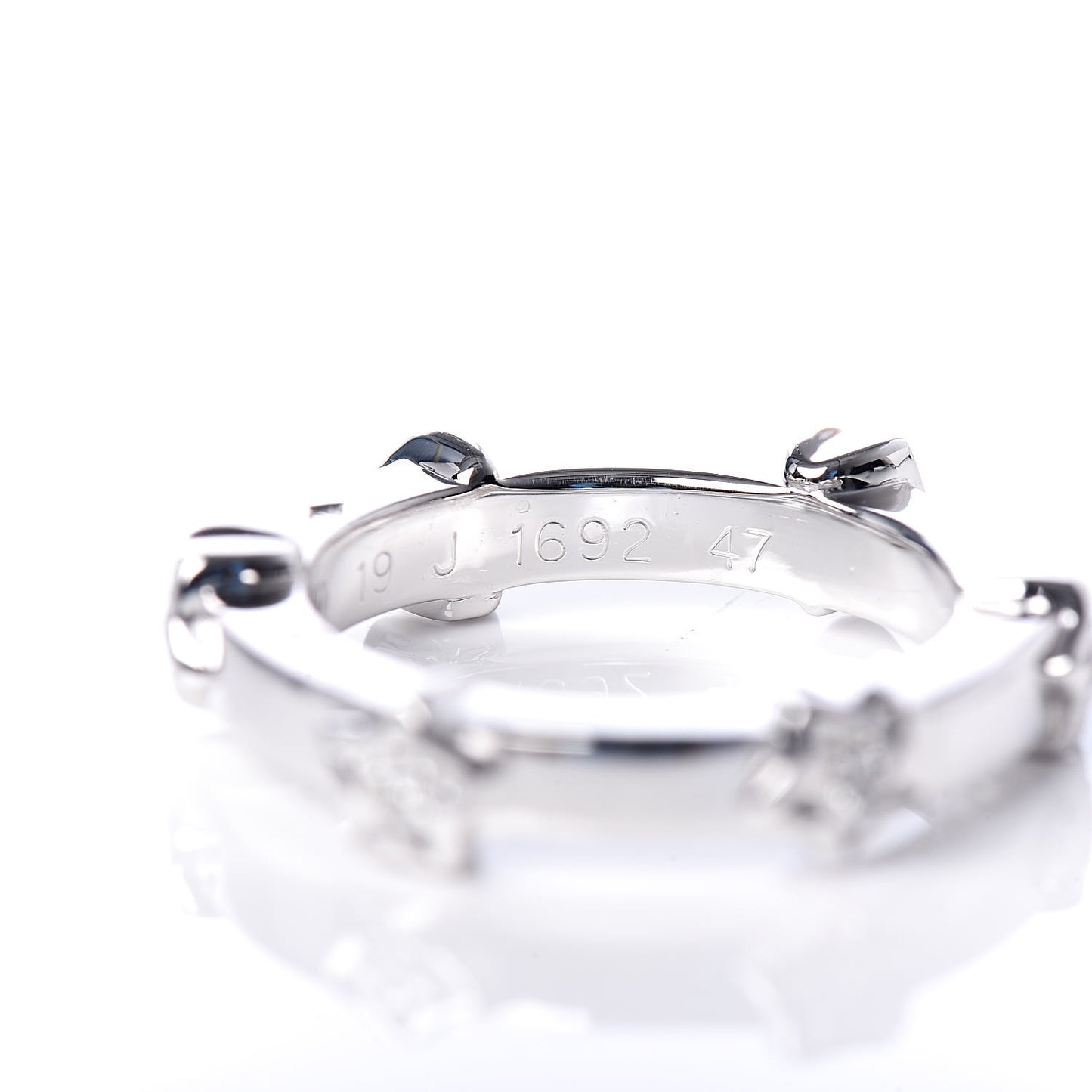 18K White Gold Diamond Comete Band Ring 47 4